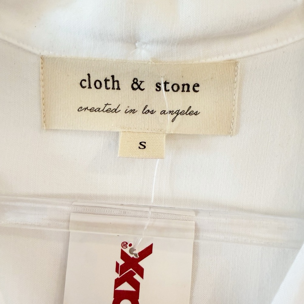 NWT Cloth & Stone Split Back Button Down Top NWT - image 5